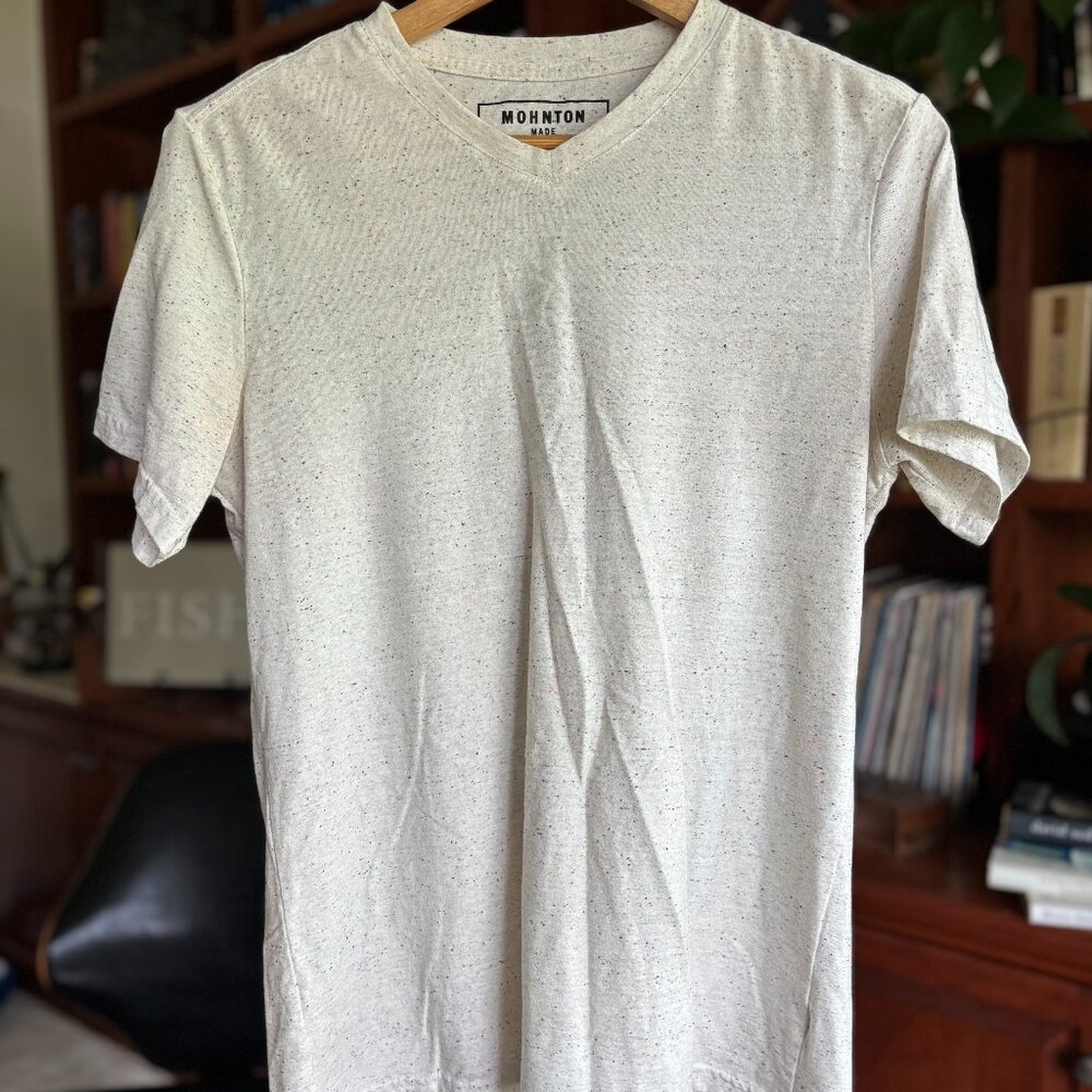 Mohnton Made Speckled V-Neck Tee – Natural Flecked (Size Small)
